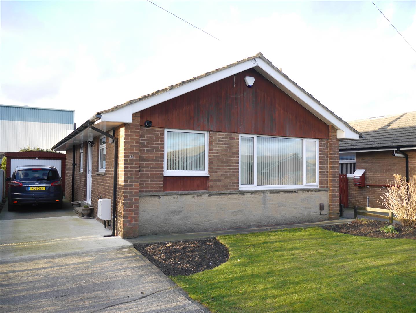 Free property report 38 Montserrat Road, Tong, Bradford, BD4 0QB Chimnie