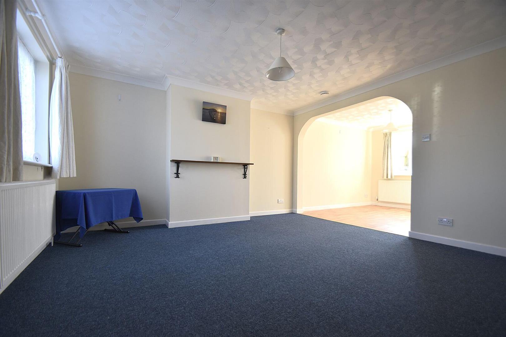 4, Stroud Road, Freshwater photo 4