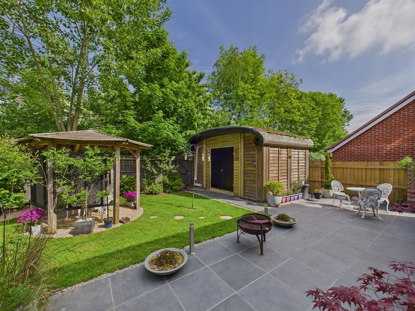 12, Randell Road, Malvern photo 3