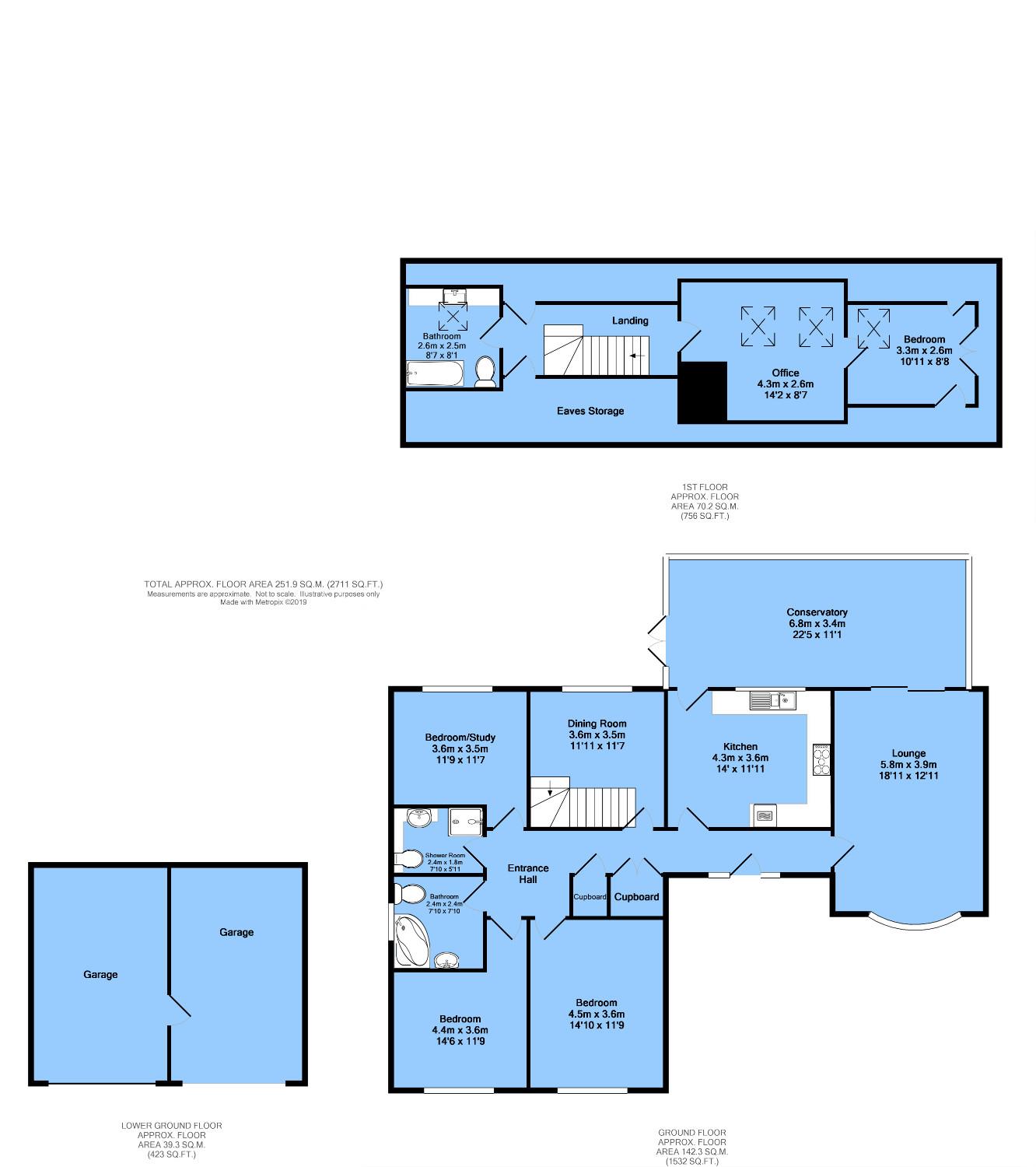 4 Bedrooms Detached house for sale in Clay Lane, Clay Cross, Chesterfield S45