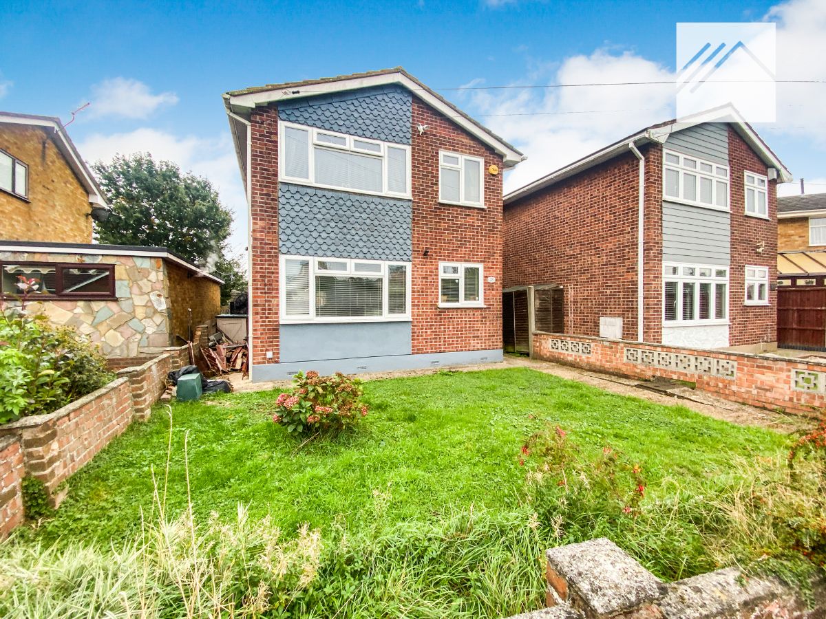 29 Hilberry Road, Canvey Island photo 3