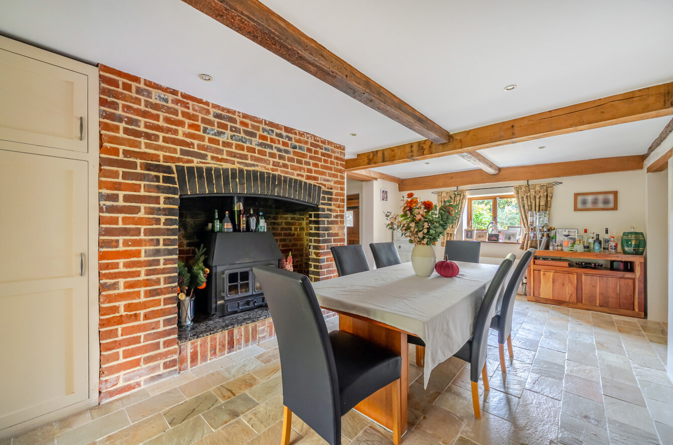 4 bedroom detached house for sale 0