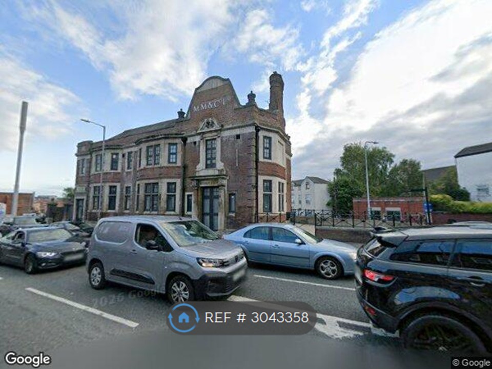 Flat, St Georges Road, Bolton photo 2