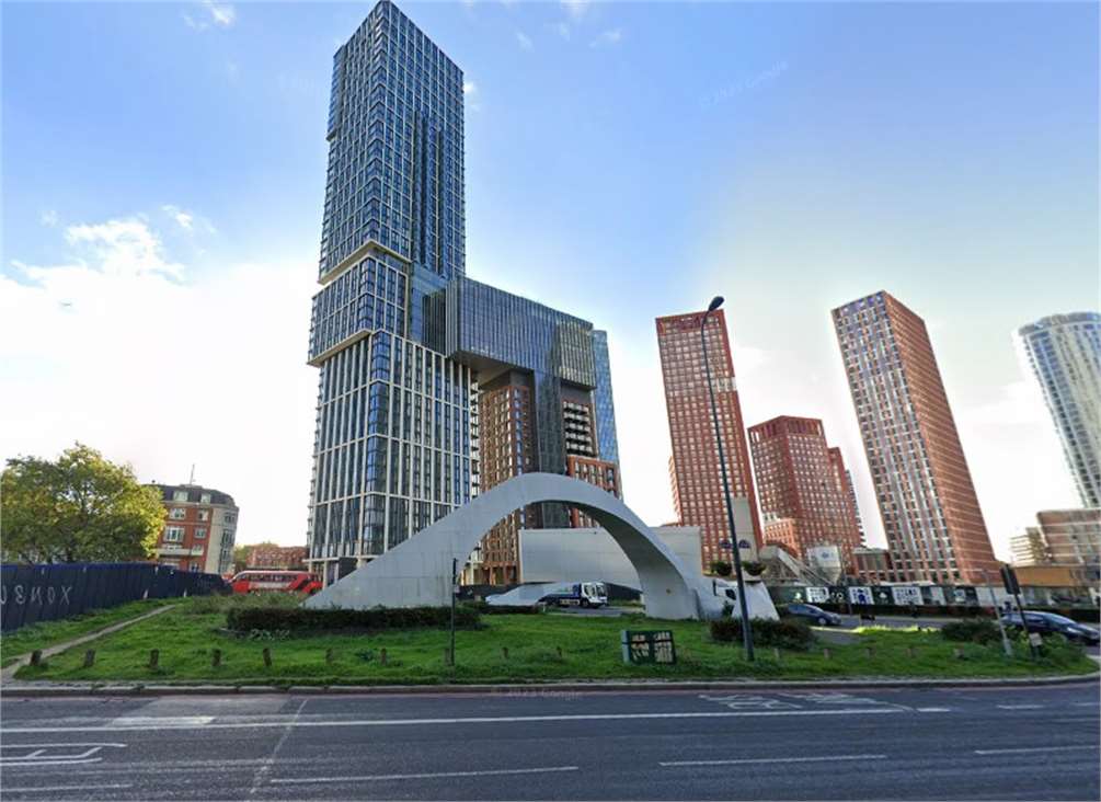 3 bedroom flat for sale 0