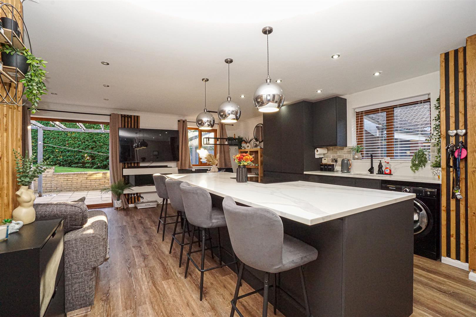 10, Maple Heights, St. Leonards-On-Sea photo 4