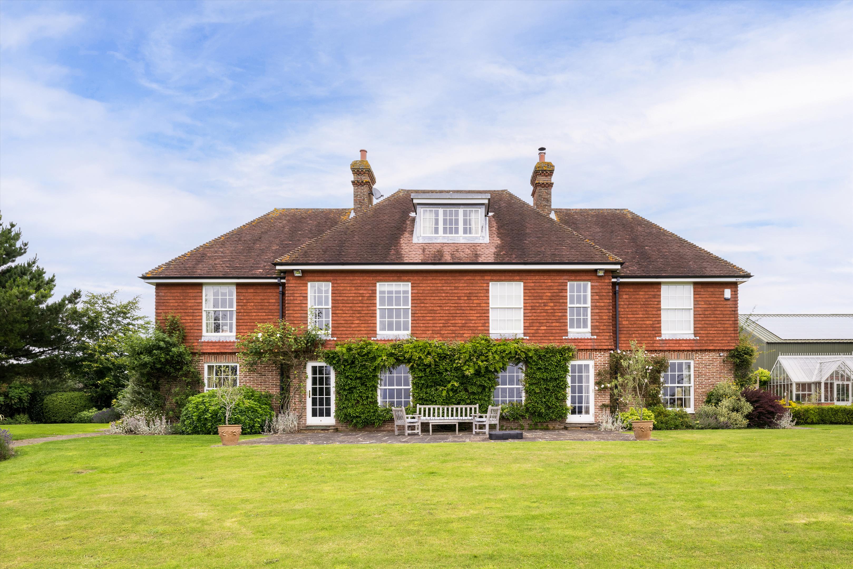 6 bedroom farm for sale 0