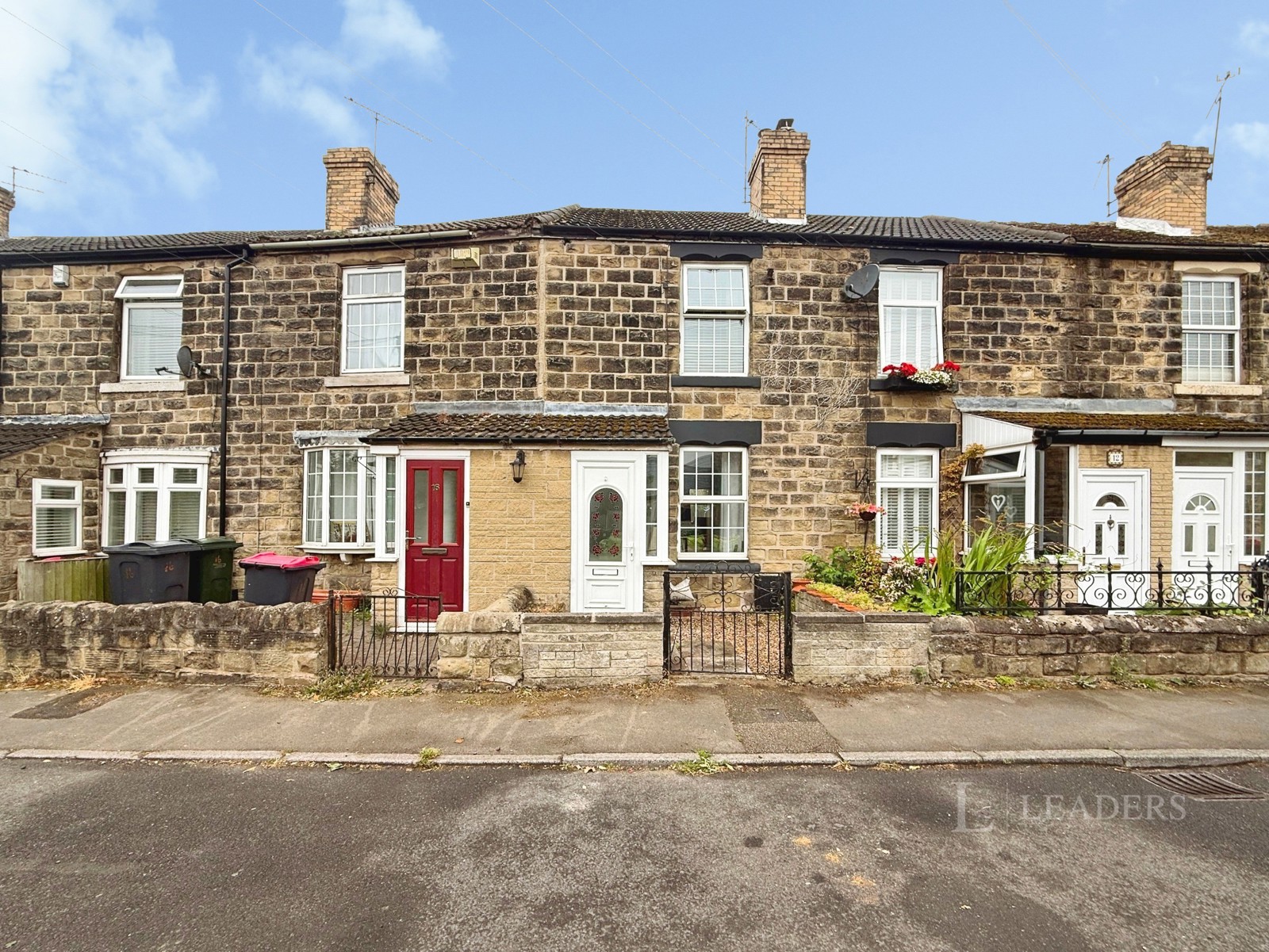 14, Quarry Field Lane, Rotherham photo 2