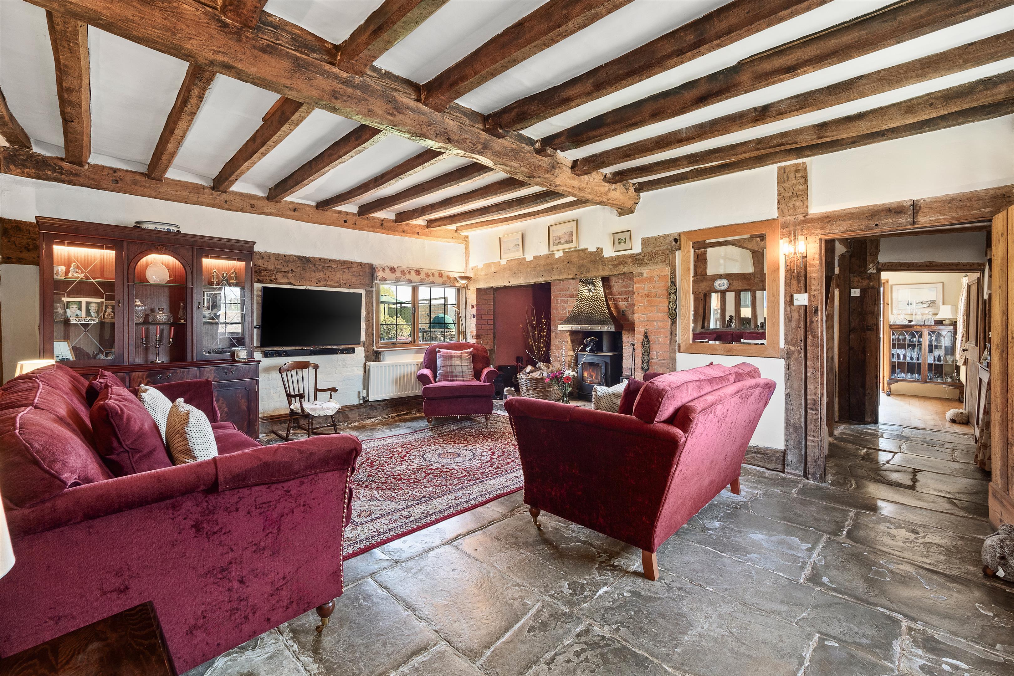 5 bedroom semi-detached house for sale 0