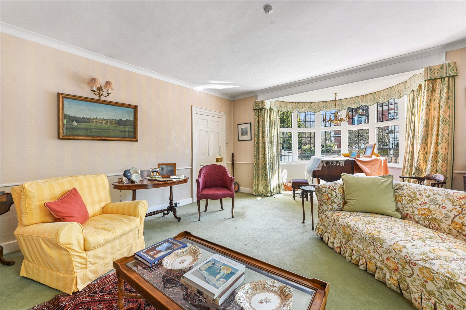 5 bedroom detached house for sale 0