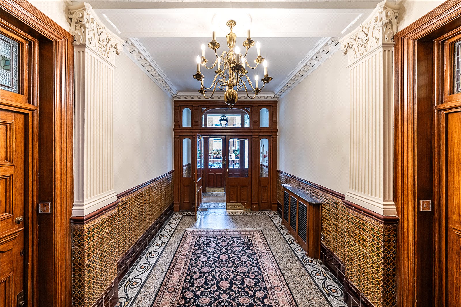 3 bedroom flat for sale 0