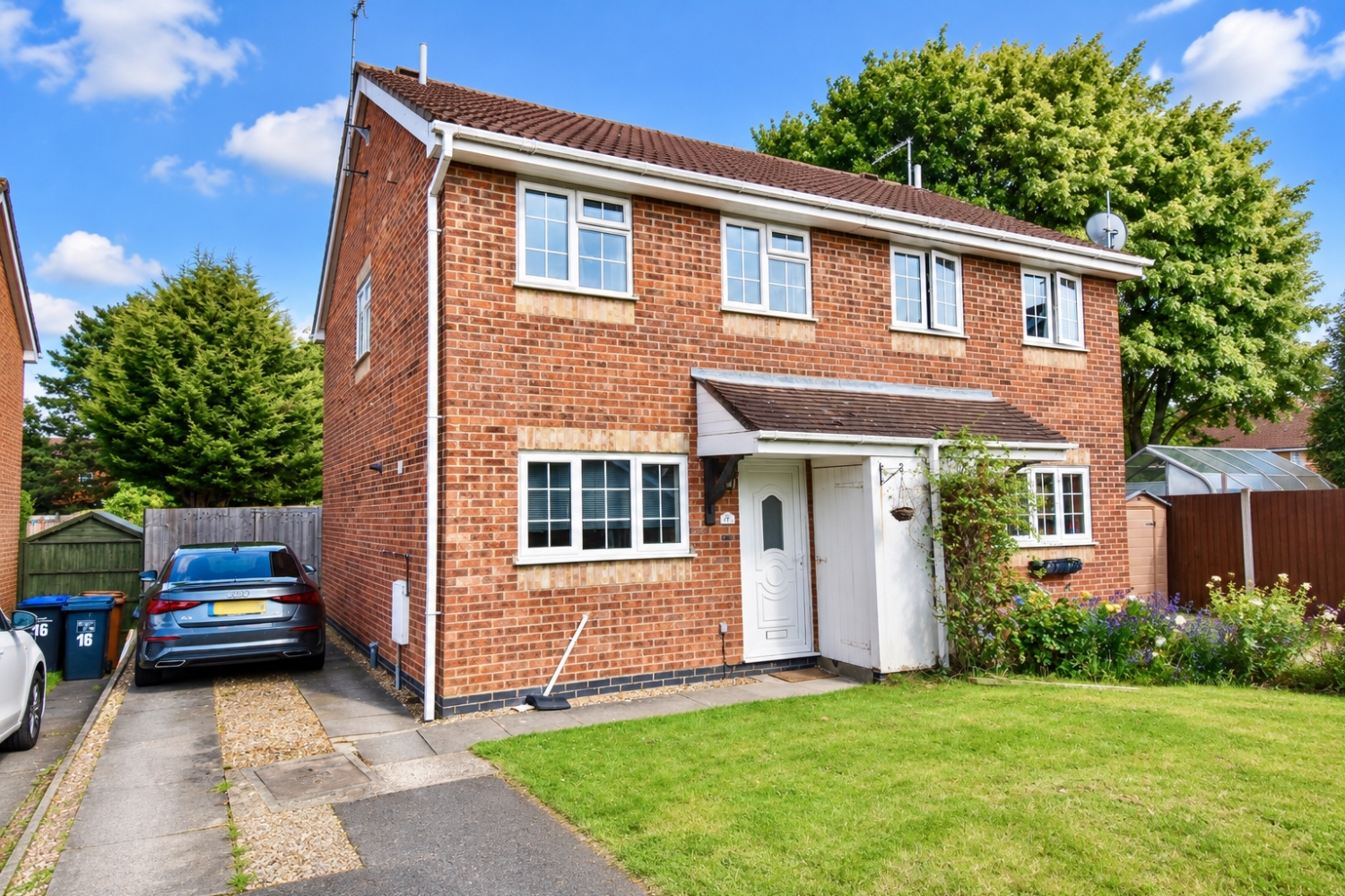 17, Miller Hill, Northampton photo 4