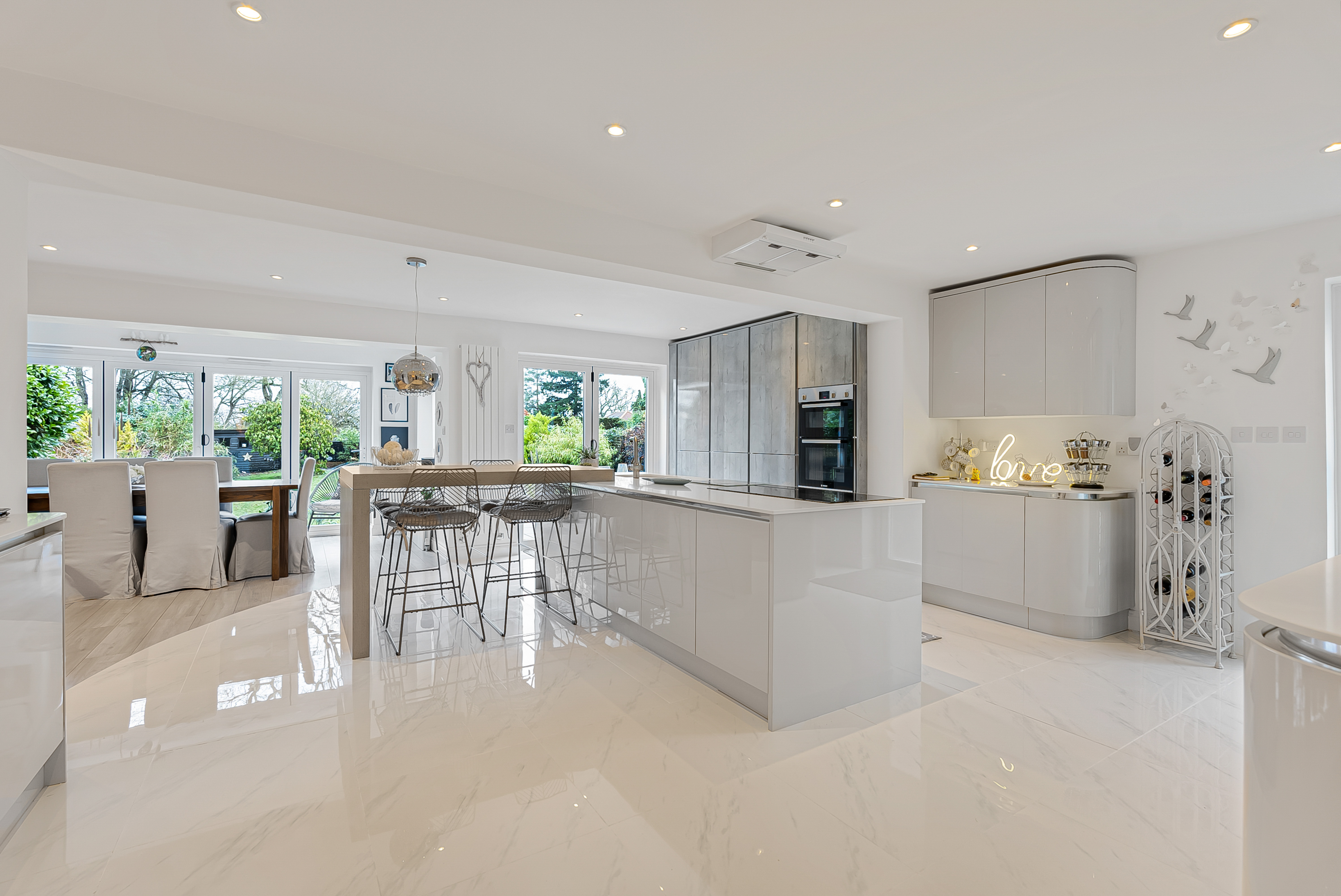 3 bedroom detached house for sale 0