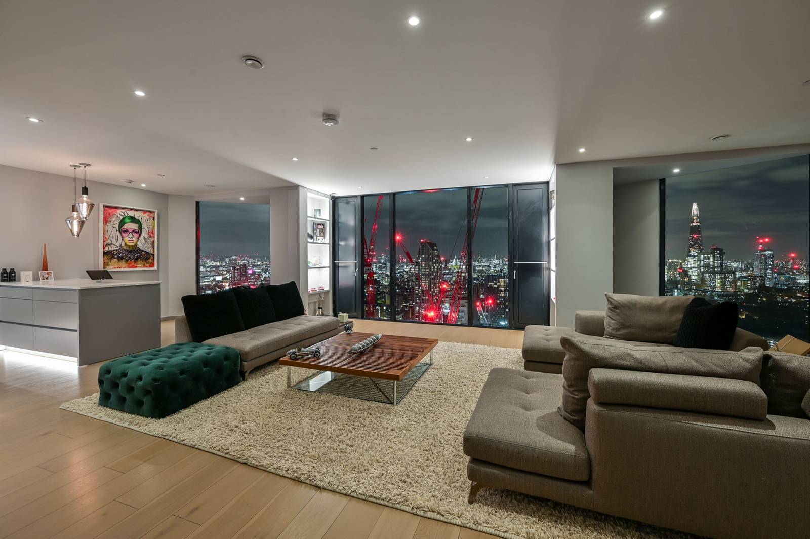 3 bedroom flat for sale 0