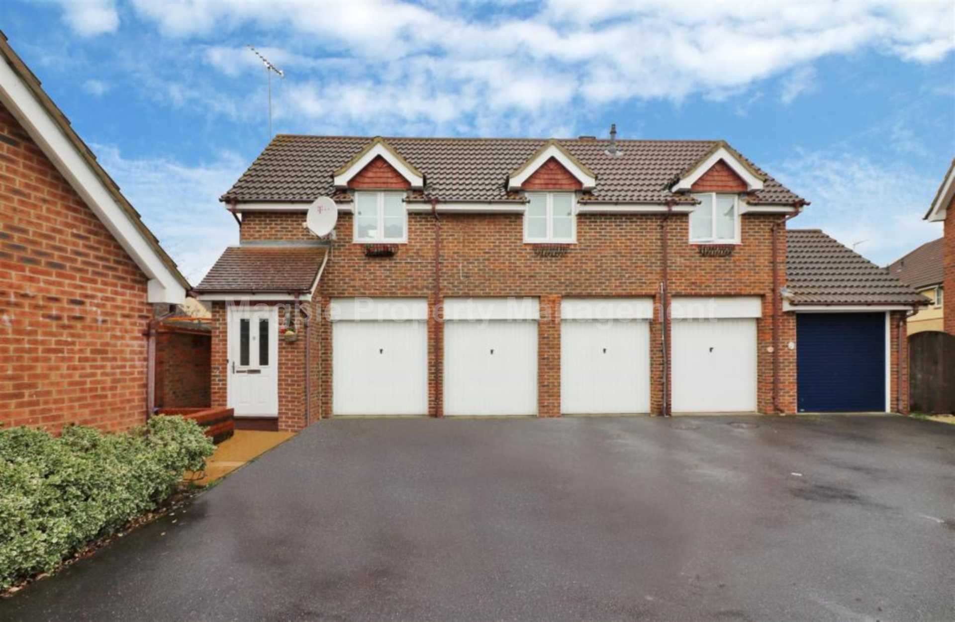 9, Thistle Drive, Hatfield photo 2