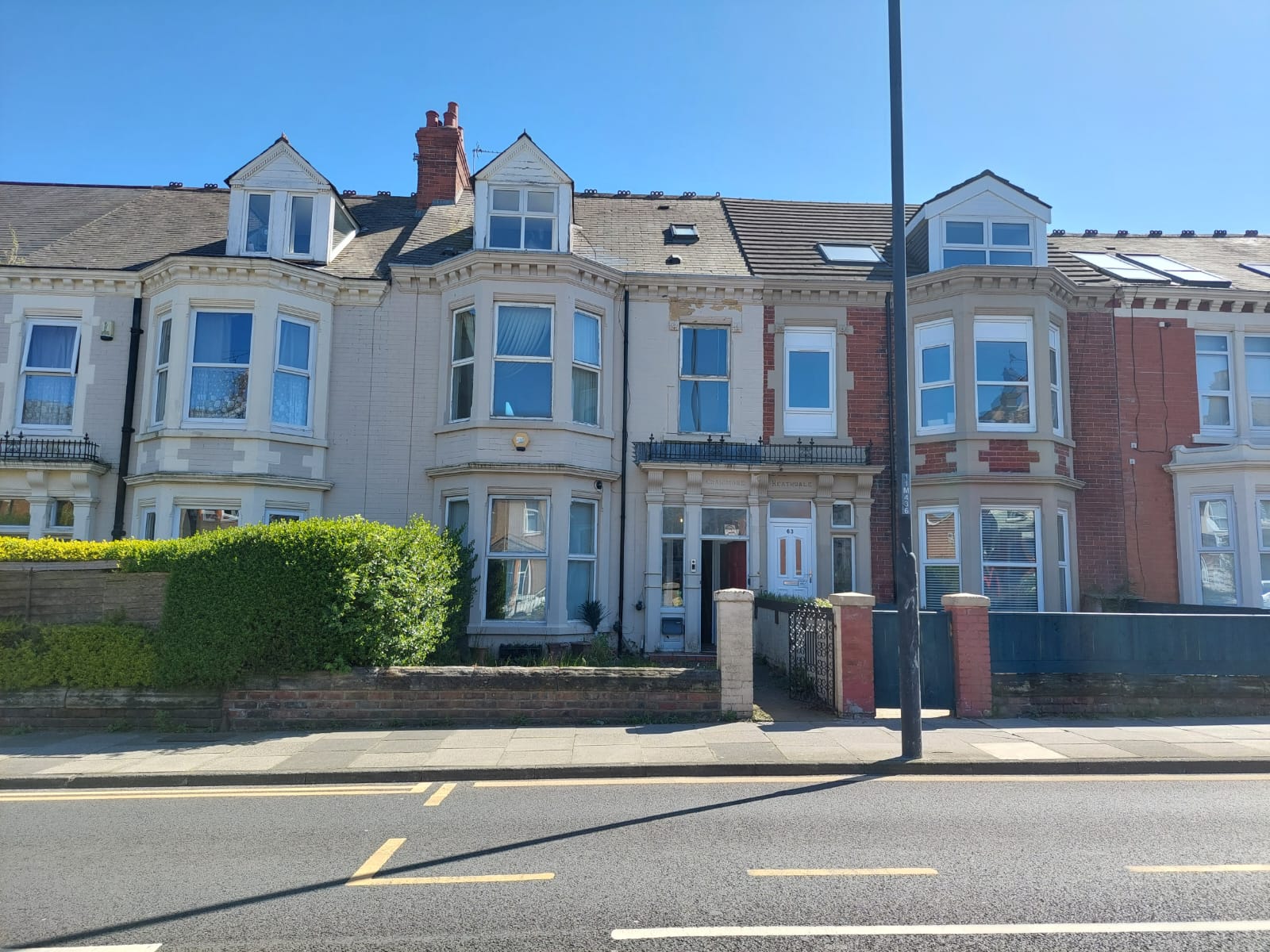 9-bed house on 61 , Marine Avenue, £400/mo