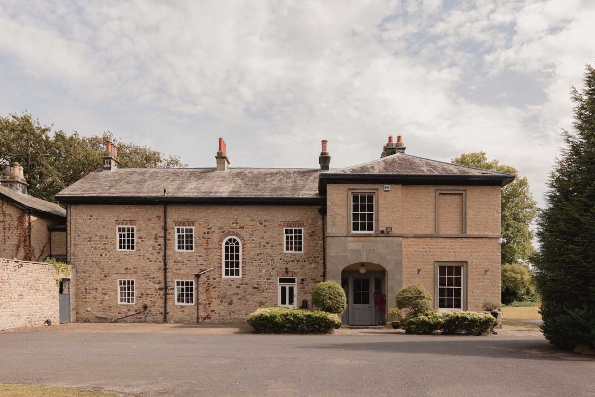 4 bedroom country house for sale 0