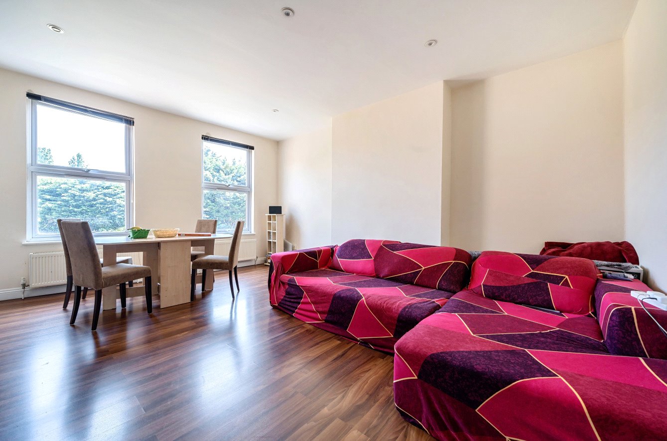 6 bedroom semi-detached house for sale 0