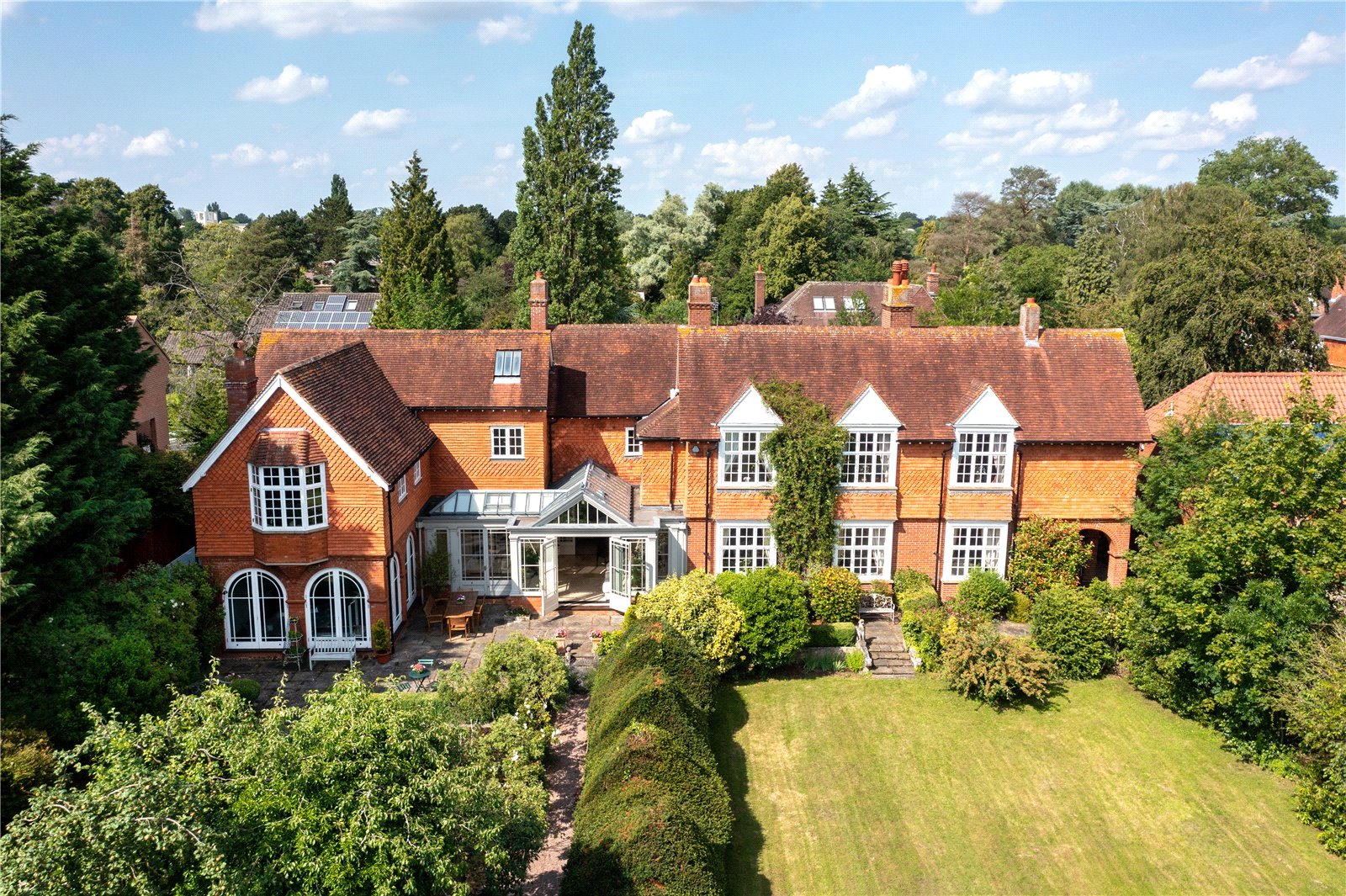 7 bedroom detached house for sale 0