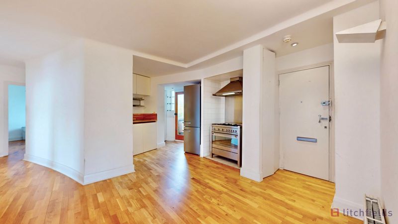 3 bedroom flat for sale 0