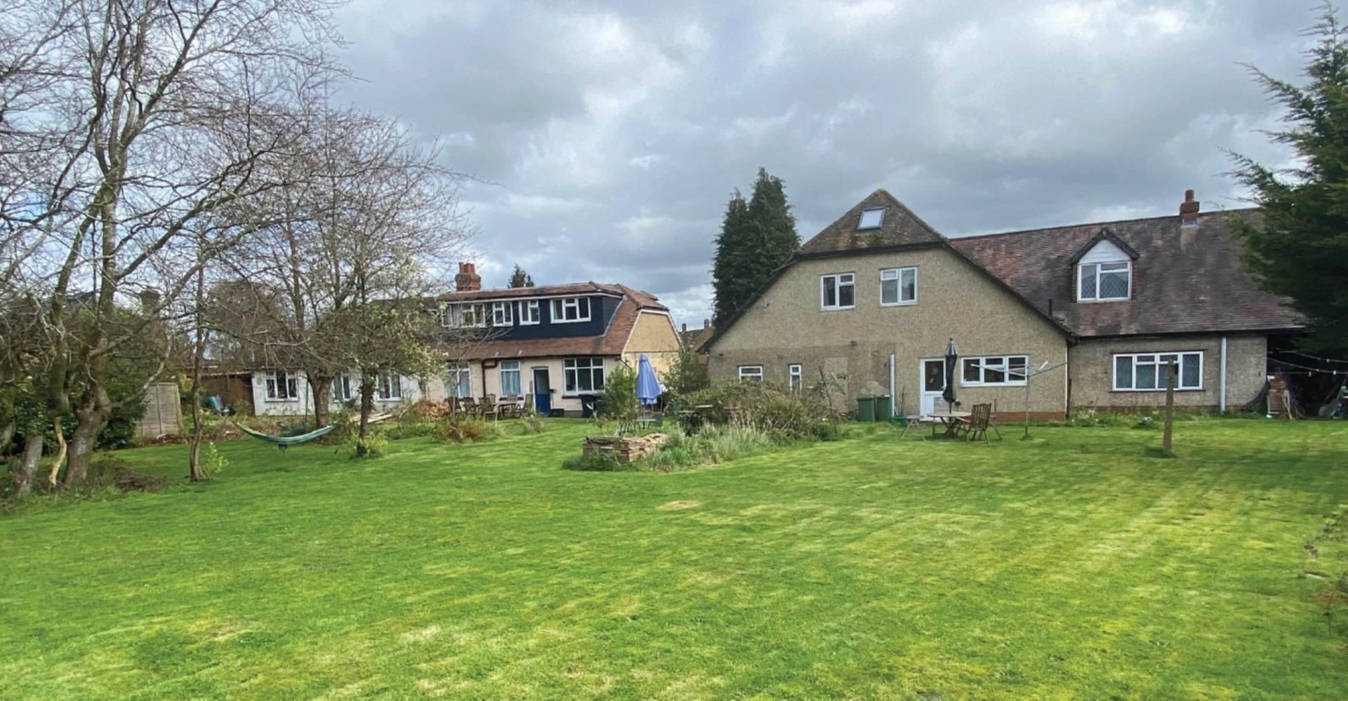 detached house for sale 0