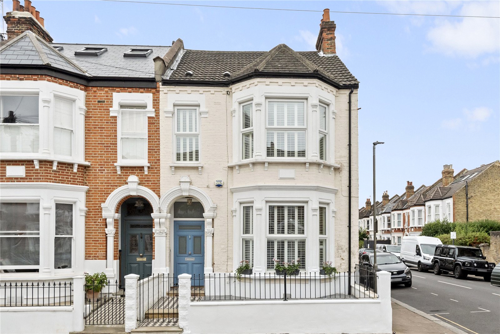4 bedroom end terrace house for sale 0