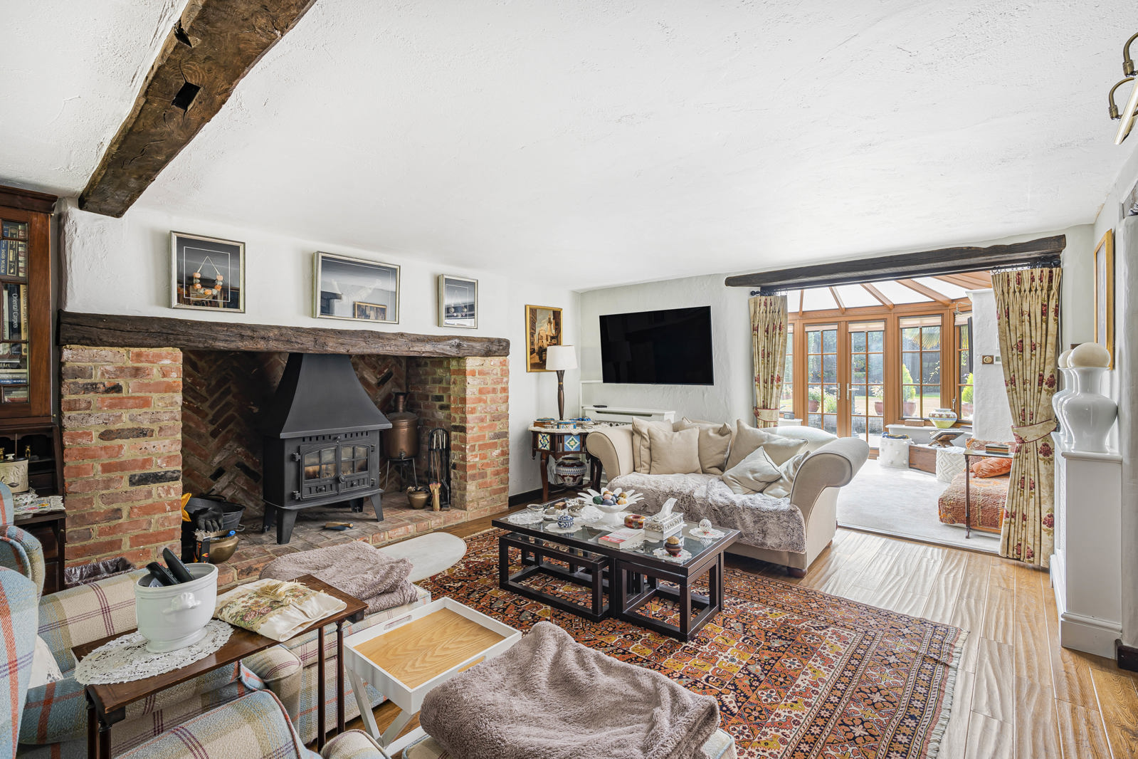 5 bedroom detached house for sale 0