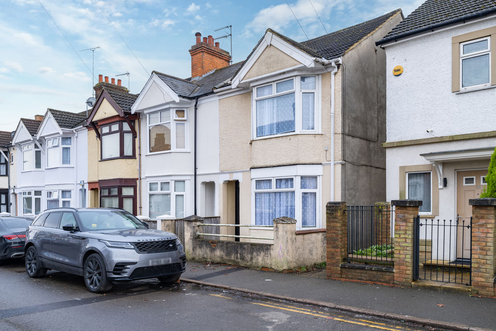 3-bed house on 40, Osborne Street, Milton Keynes, £300,000