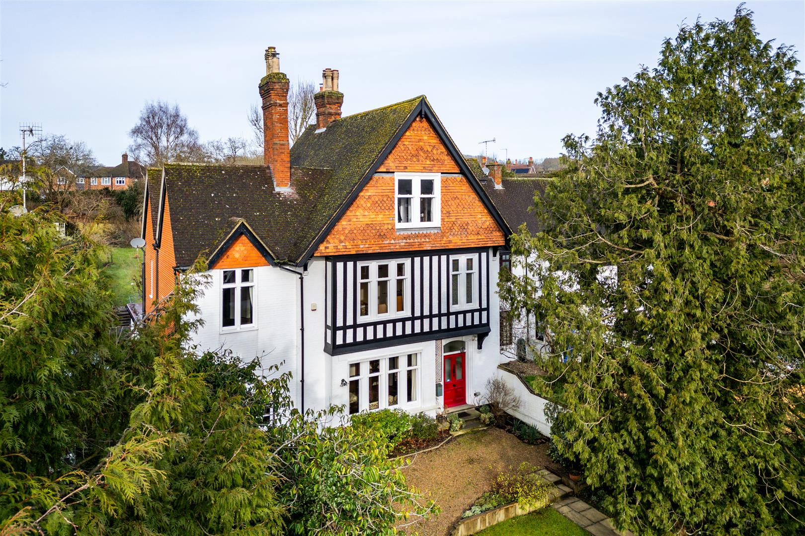 5 bedroom property for sale 0