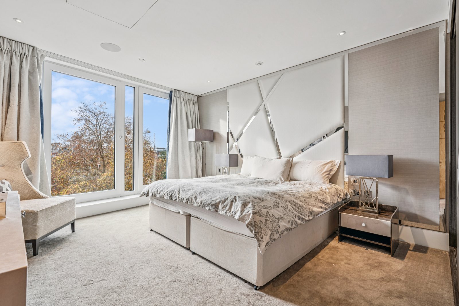 2 bedroom flat for sale 0