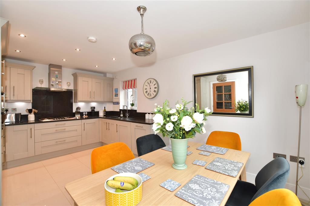 Photos of The Cobbs, Sutton Valence, Maidstone, Kent ME17 64250040