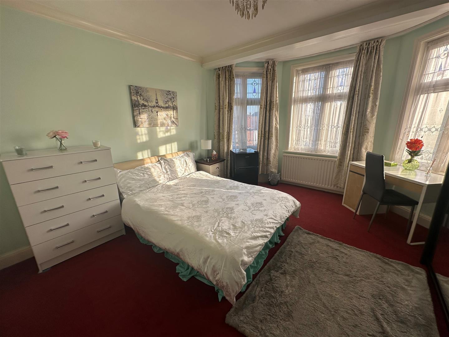 Room 1, 4, Stapenhill Road, Wembley photo 5