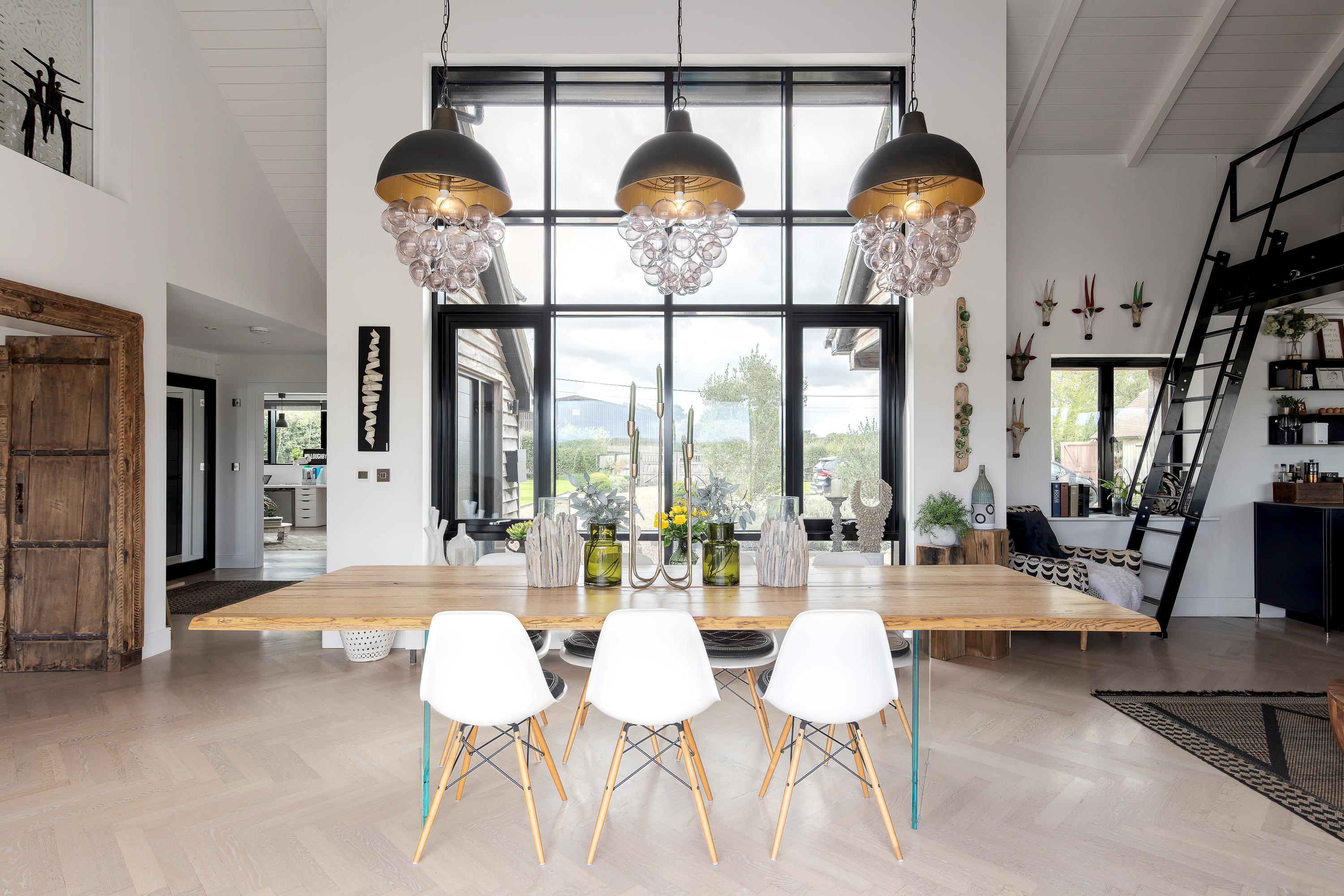 5 bedroom detached house for sale 0