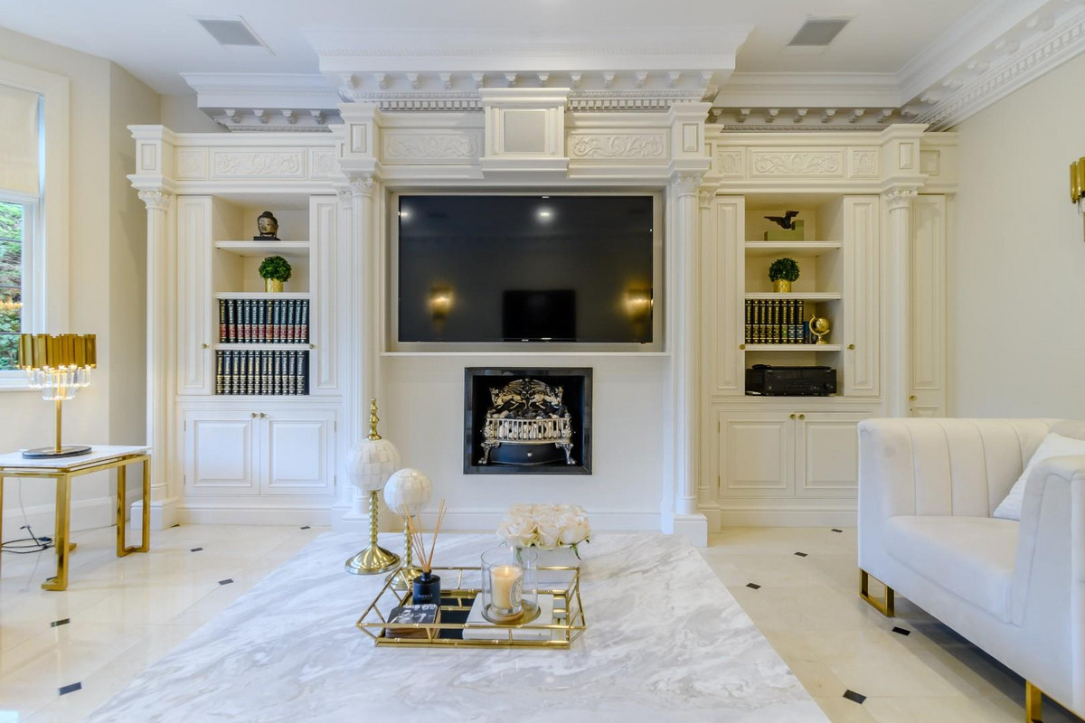 6 bedroom detached house for sale 0