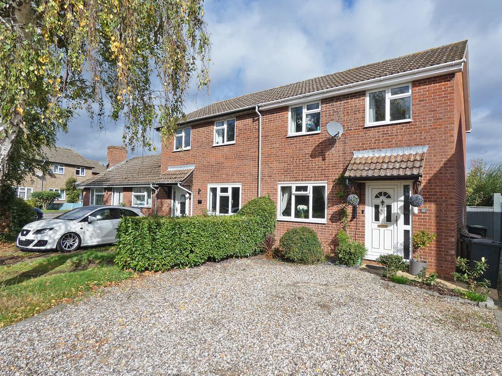 16, Rowan Green, Bury St. Edmunds photo 2