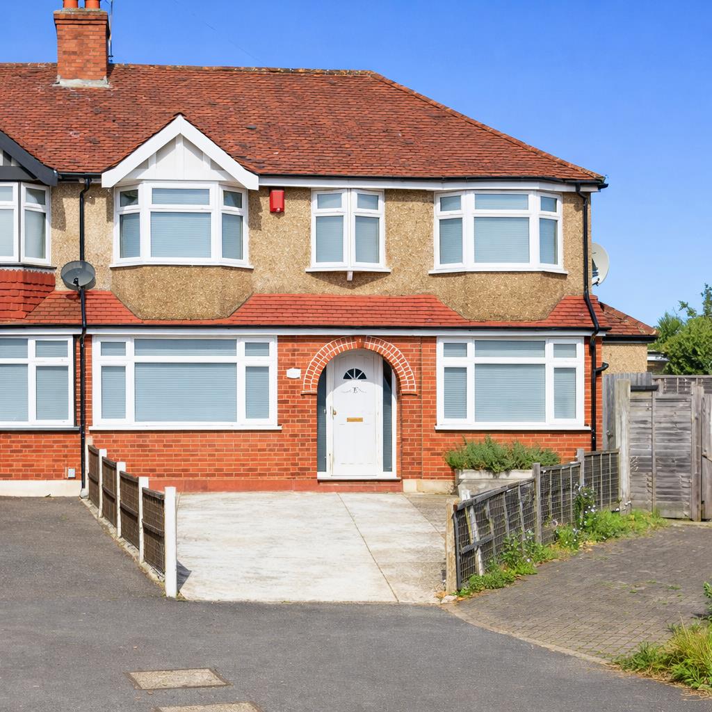 69, Mapleton Crescent, Enfield photo 2