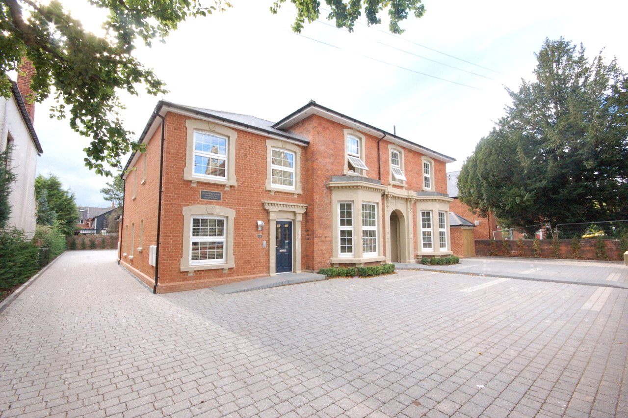 Flat 4, Annabelle Court, Reading photo 2