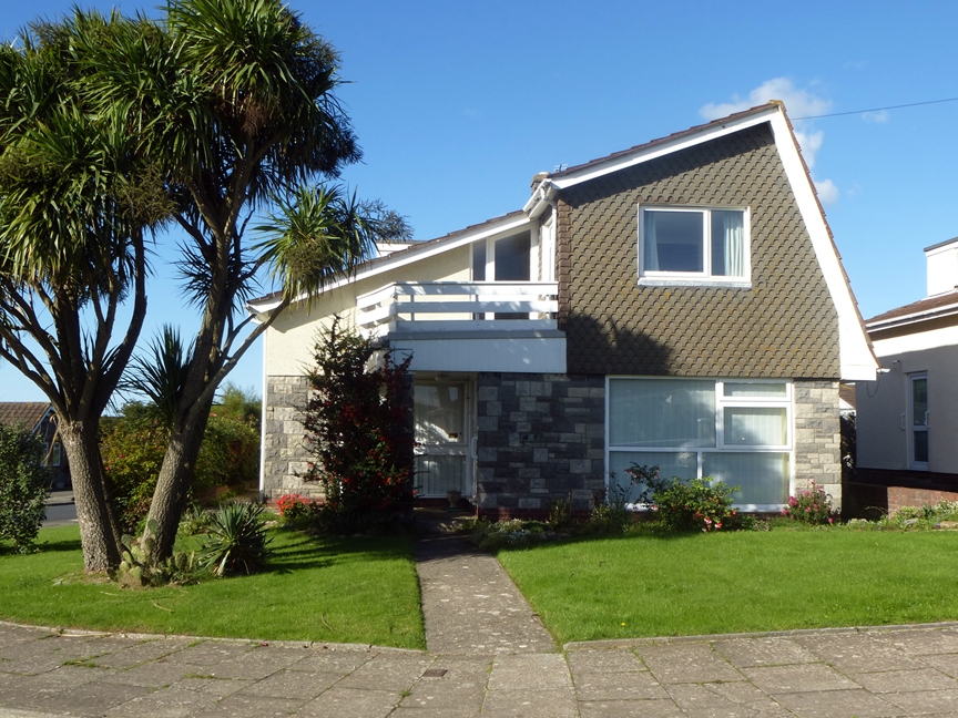 Free property report 14 Clevedon Avenue, Sully, CF64 5SX Chimnie