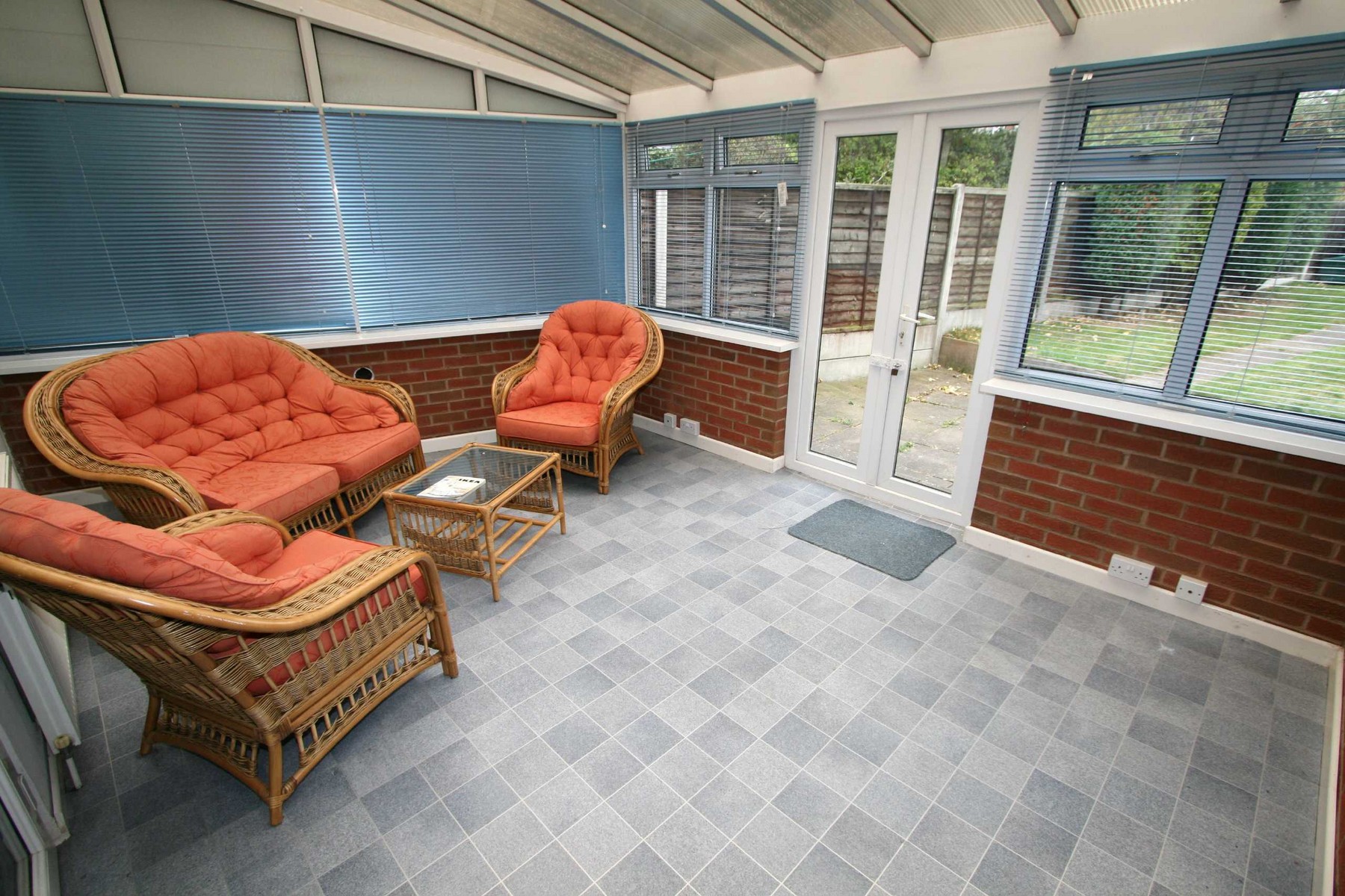 Free property report 33 Cherry Tree Avenue, Walsall, WS5 4JN Chimnie