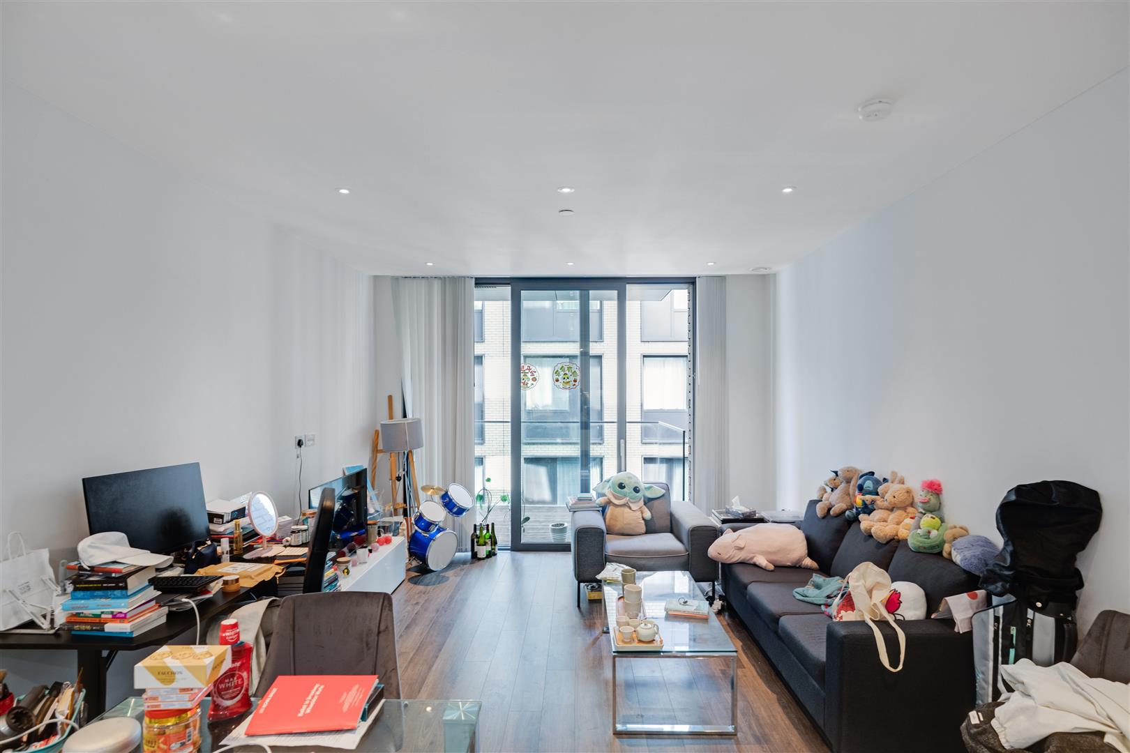 2 bedroom flat for sale 0