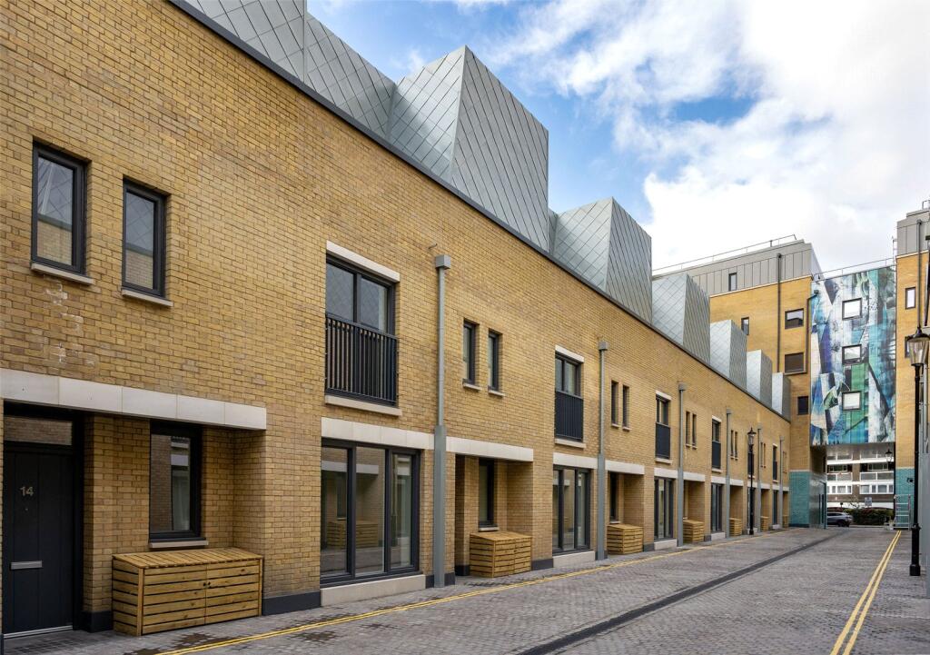 3 bedroom mews new house for sale 0