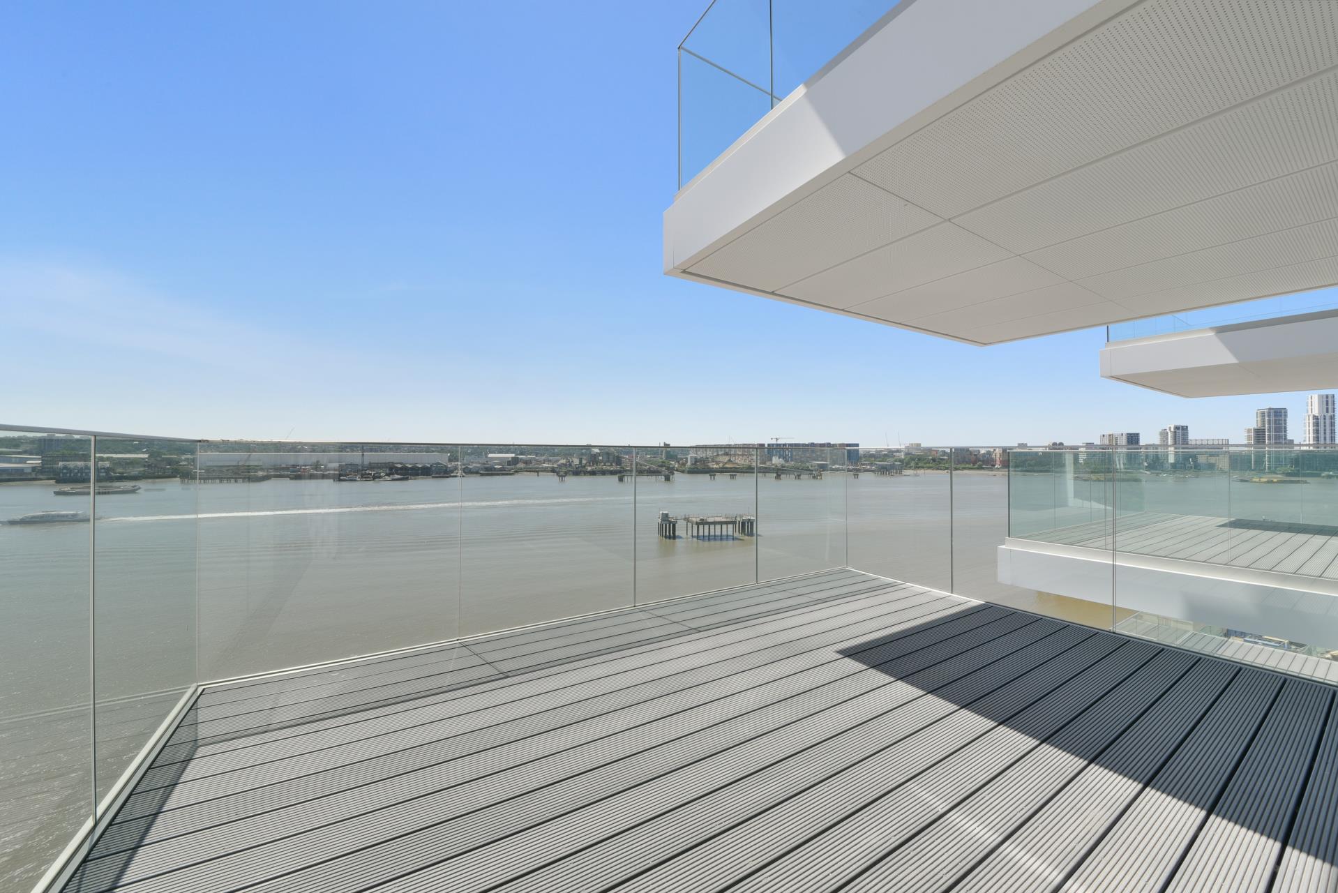 Royal Wharf,View