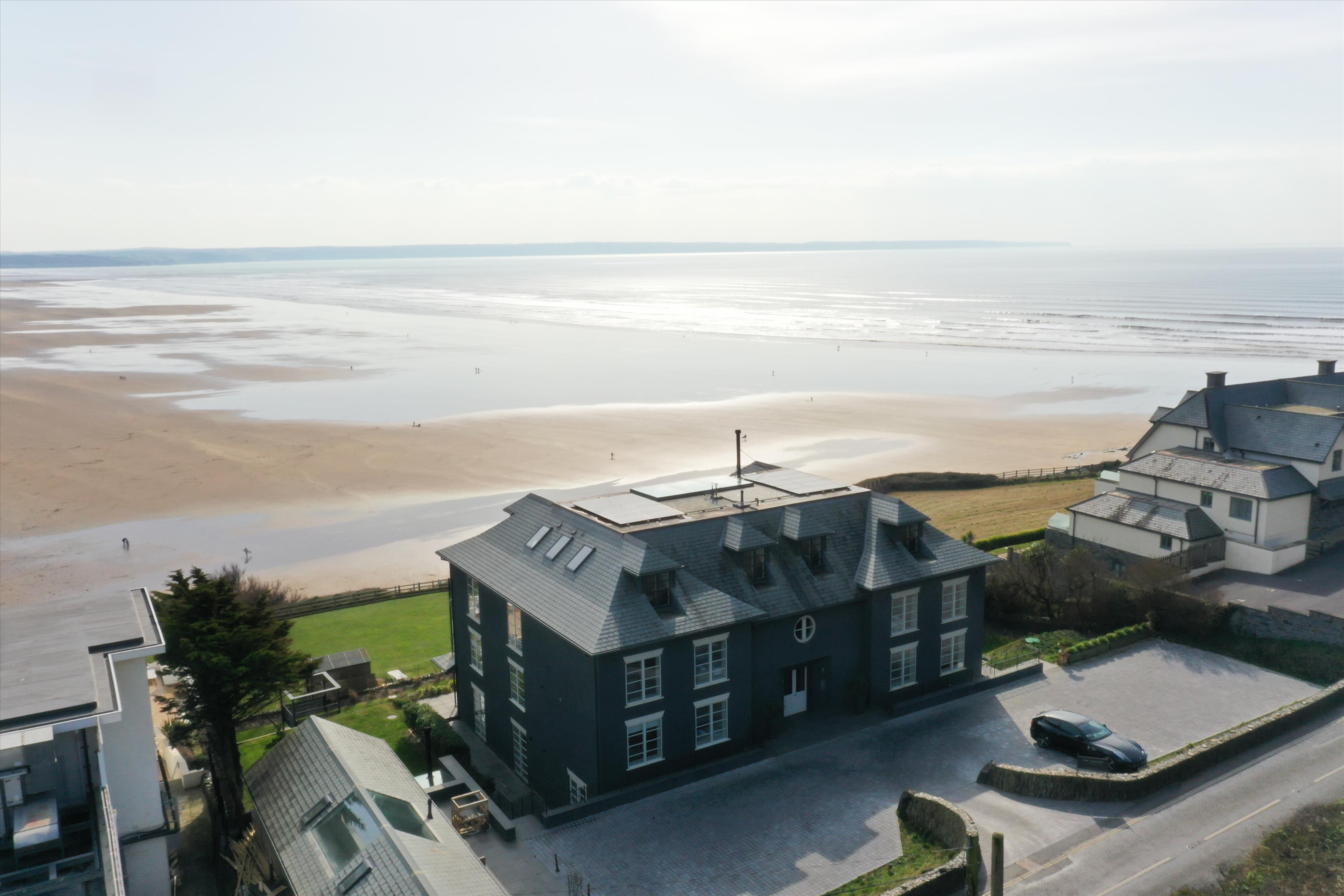 3 bedroom flat for sale 0