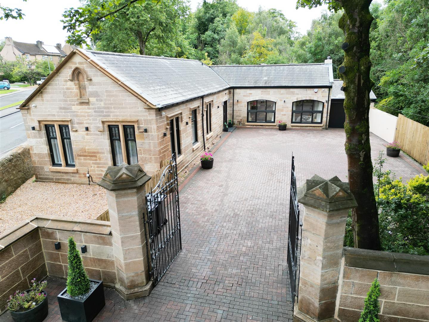 Photos of North Lodge, Cairnhill Road, Airdrie, Airdrie ML6 65261371