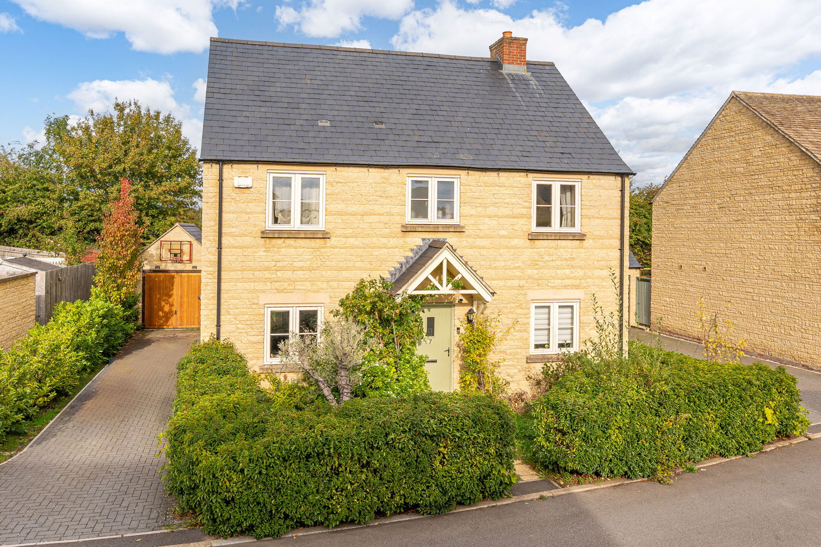 7, Dormers Close, Tetbury photo 2