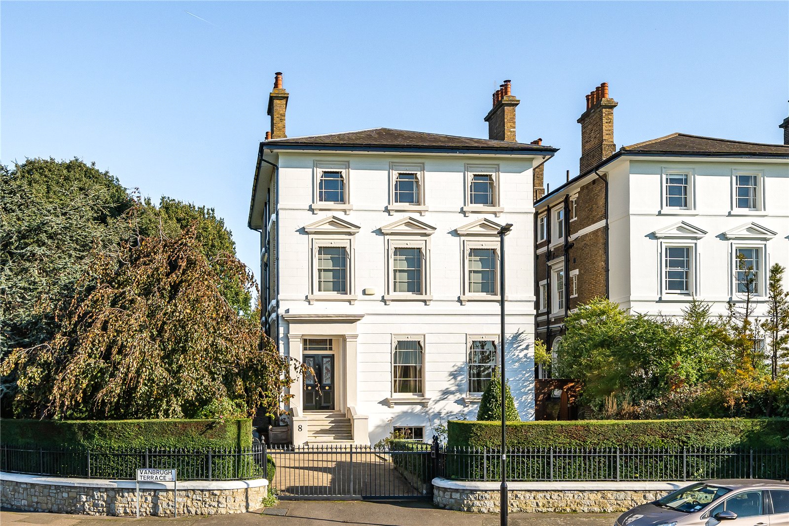 3 bedroom new flat for sale