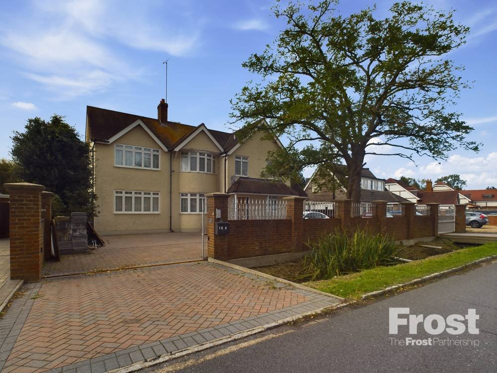 7 bedroom detached house for sale 0