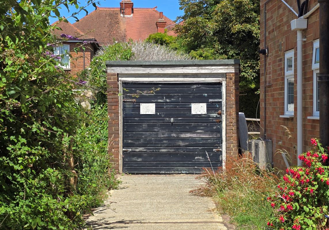 Garage at Loxwood House, Middle Road, Lancing photo 3
