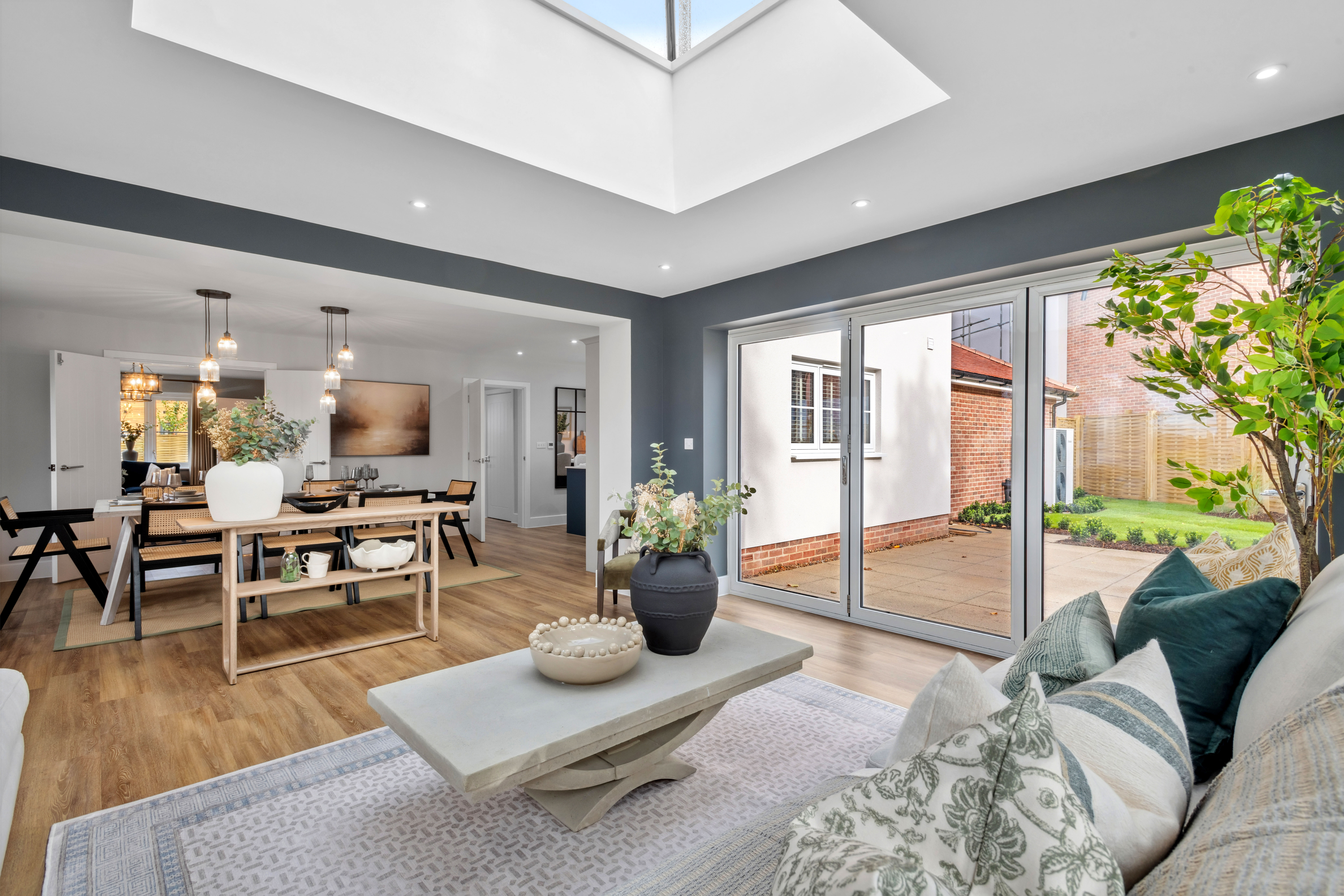 5 bedroom detached new house for sale 0