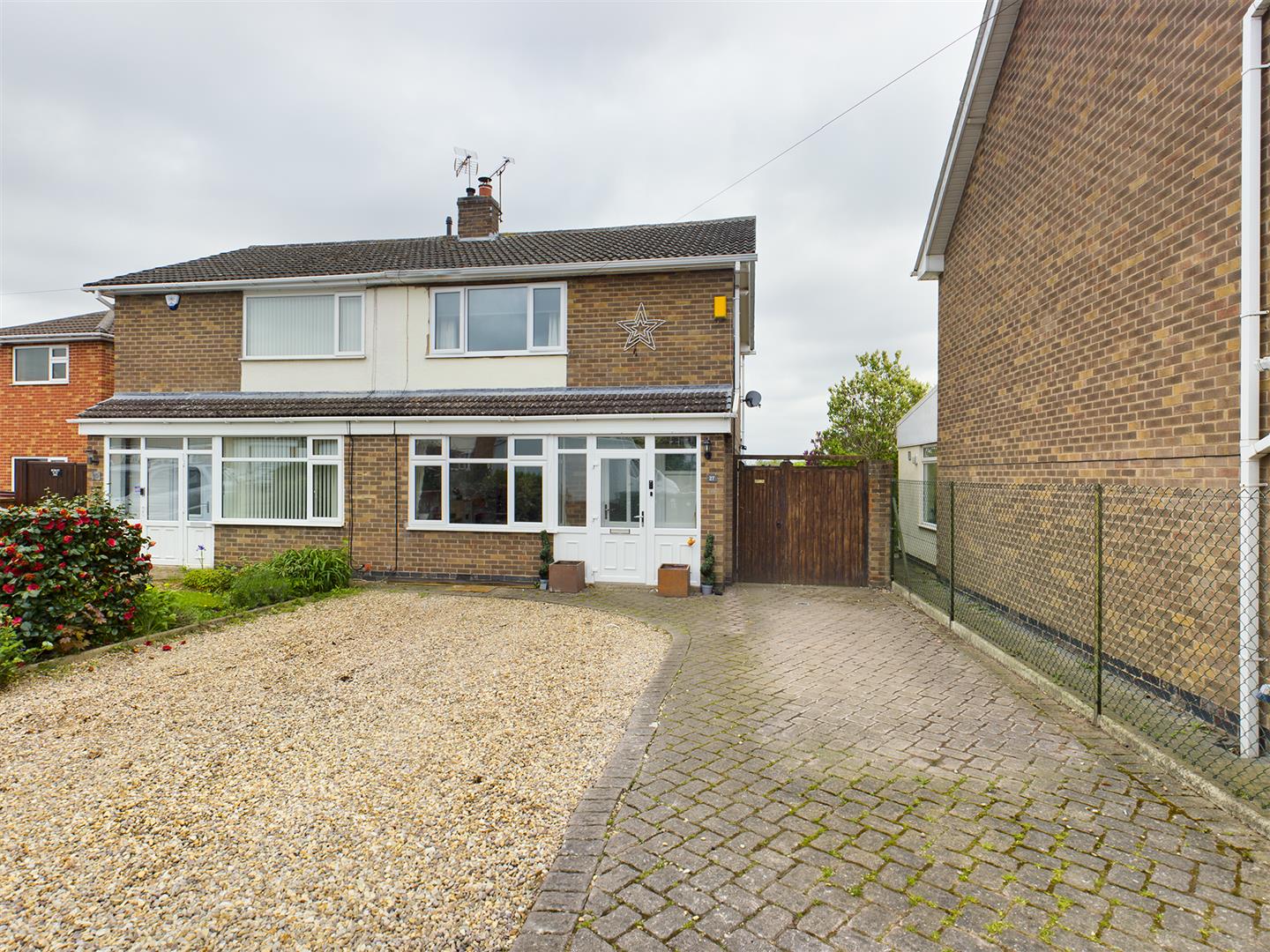 Free property report 27 Denman Lane, Huncote, LE9 3AL Chimnie