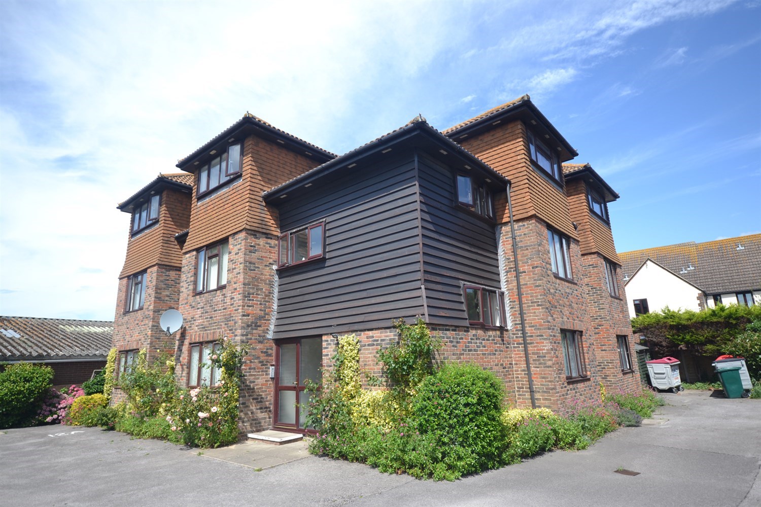 Flat 10, 10 Grant Close, Selsey, Chichester photo 3